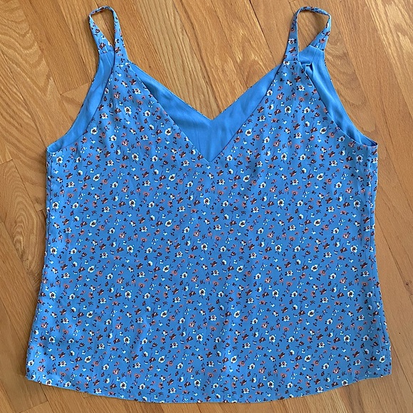 Camisole 🌺 - Picture 2 of 3
